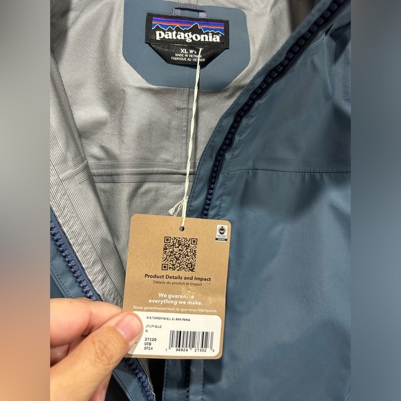 Patagonia Women's XL Torrentshell 3L Rain Parka Utility Blue Jacket NWT - Picture 5 of 10